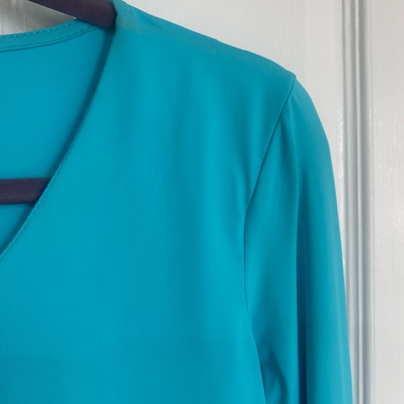 Lulu b V Neck Top XS Turquoise - Picture 3 of 6